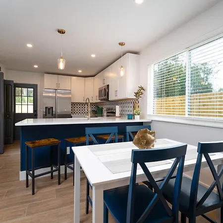 Be A Nomad - Stunning 2-Br Blocks From The Beach Jacksonville Beach Extérieur photo