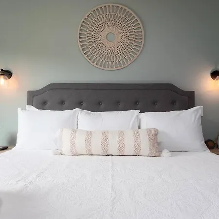 Be A Nomad - Stunning 2-Br Blocks From The Beach Jacksonville Beach Extérieur photo