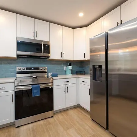 Be A Nomad - Stunning 2-Br Blocks From The Beach Jacksonville Beach Extérieur photo