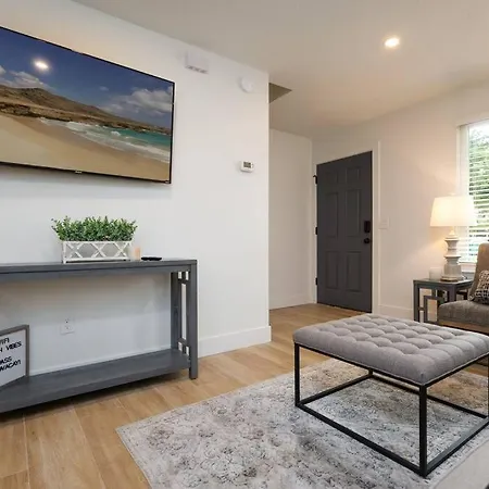 Be A Nomad - Stunning 2-Br Blocks From The Beach Jacksonville Beach Extérieur photo