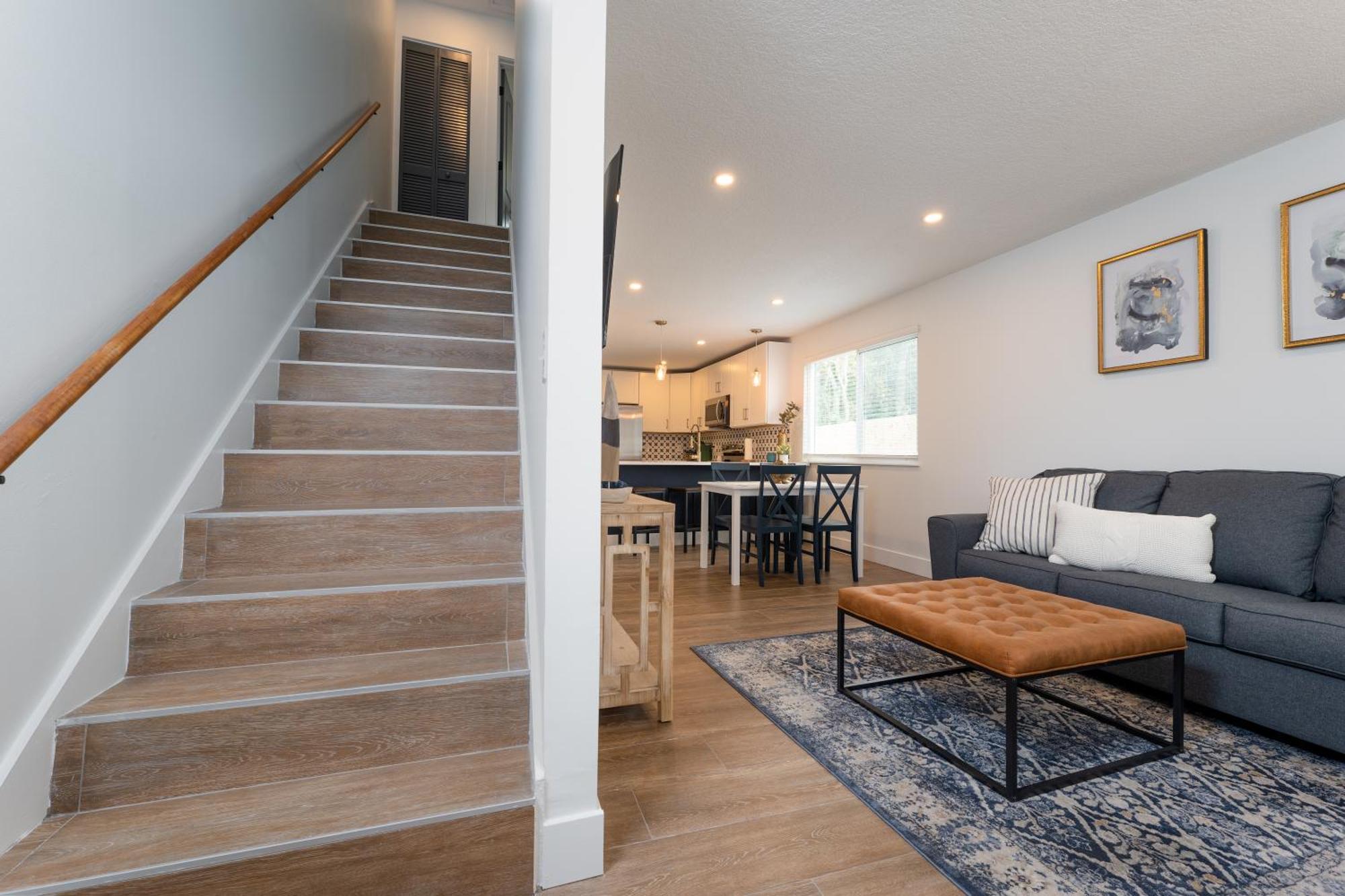 Apartment Be A Nomad - Stunning 2-br Blocks From The