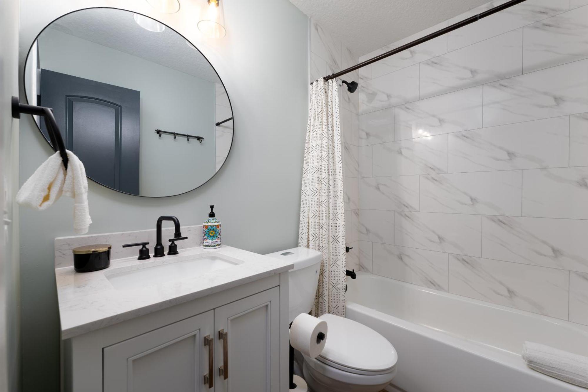 Apartment Be A Nomad - Stunning 2-br Blocks From The