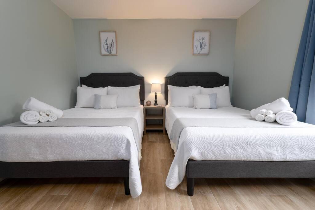 Be A Nomad - Stunning 2-br Blocks From The Apartment Jacksonville Beach