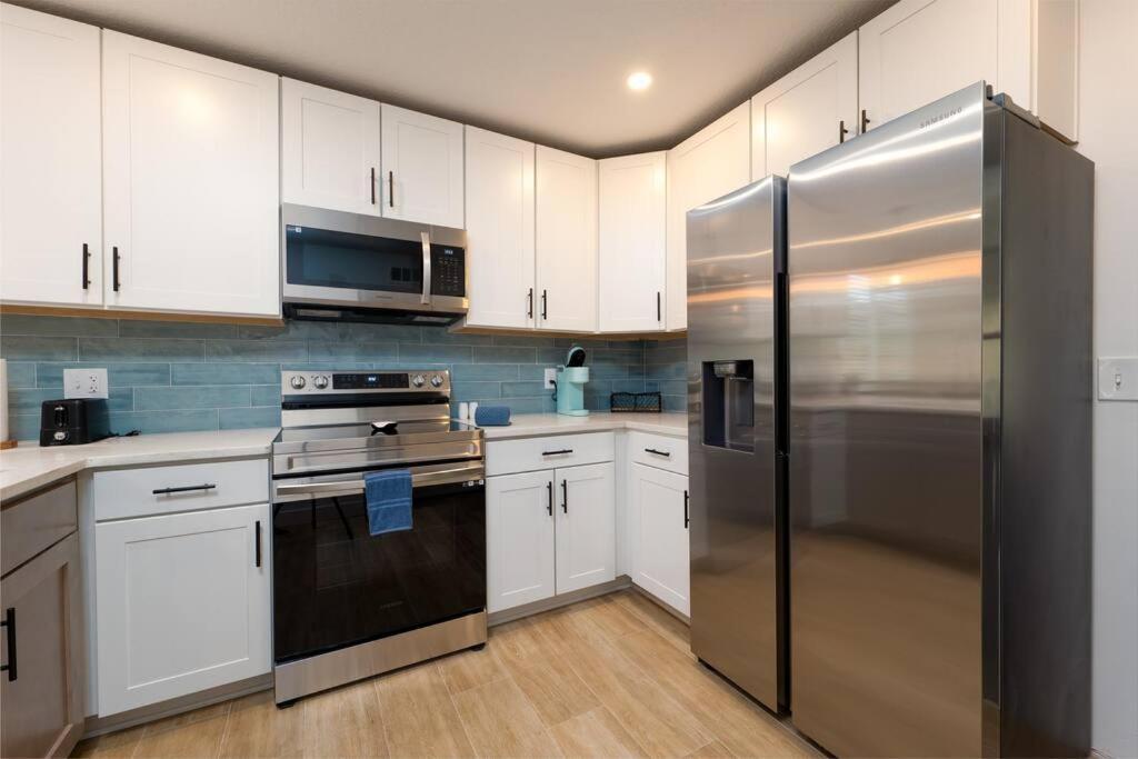 Apartment Be A Nomad - Stunning 2-br Blocks From The